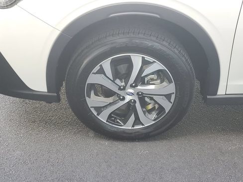 Used 2020 Subaru Outback Limited AWD/4WD image 11
