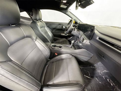 Used 2024 Ford Mustang GT Premium RWD image 40