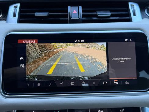 Used 2019 Land Rover Range Rover Sport Supercharged AWD/4WD image 19