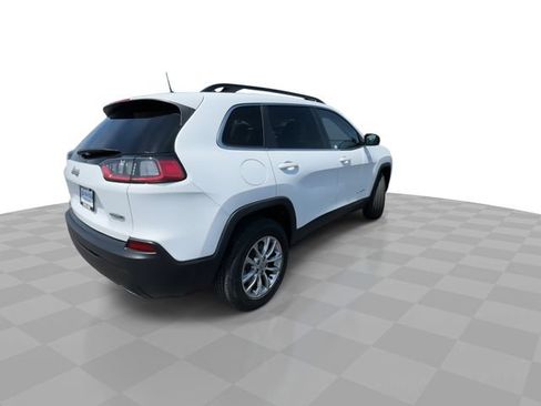 Used 2022 Jeep Cherokee Latitude Lux w/ Sun & Sound Group AWD/4WD image 8