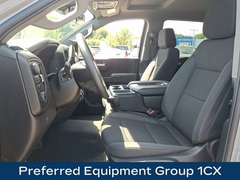 Used 2024 Chevrolet Silverado 1500 Custom AWD/4WD image 2