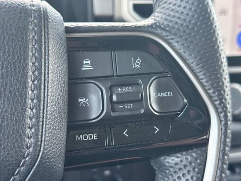 Used 2024 Toyota Tundra Limited image 24