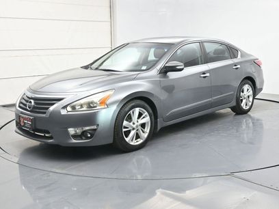 Used 2015 Nissan Altima 2.5 SL w/ Technology Package