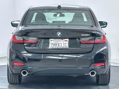 Used 2023 BMW 330i Sedan w/ Premium Package RWD image 7