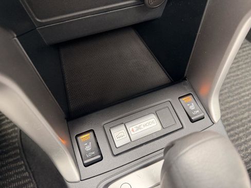 Used 2018 Subaru Forester 2.5i Premium image 22