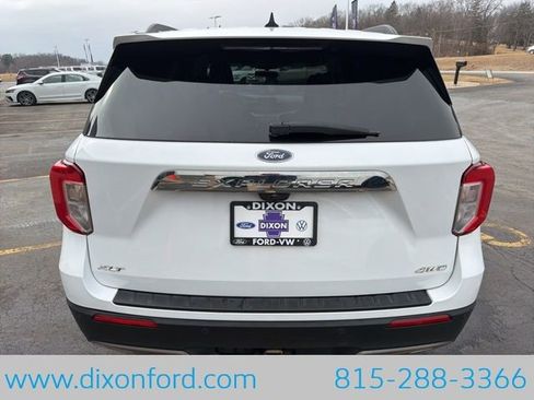 Used 2021 Ford Explorer XLT w/ Equipment Group 202A image 6