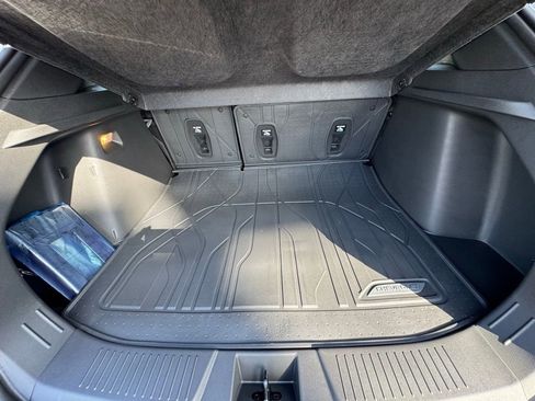 New 2026 Chevrolet Trax RS w/ Sunroof Package image 8