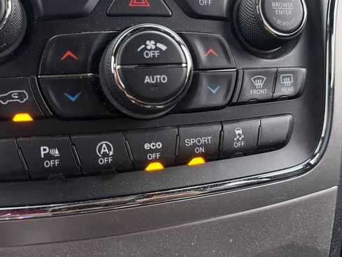 Used 2018 Jeep Grand Cherokee Altitude image 10