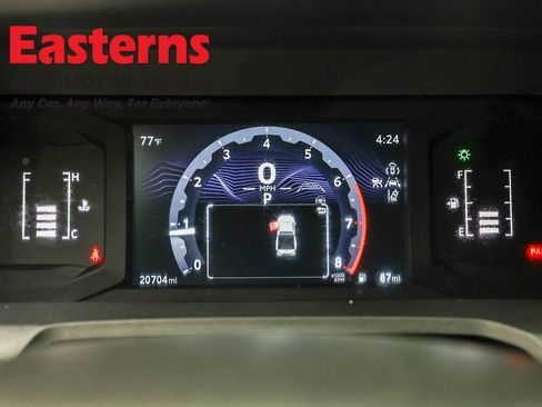 Used 2025 Toyota Tacoma SR RWD image 17