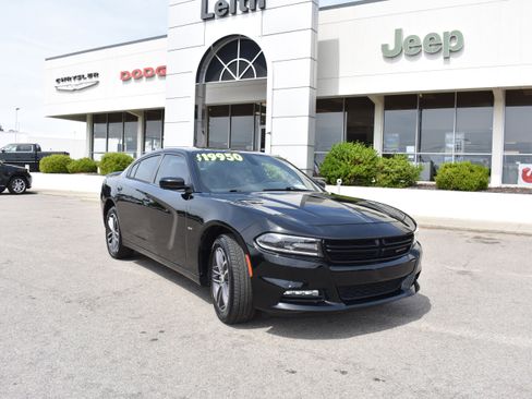 Used 2018 Dodge Charger GT image 1