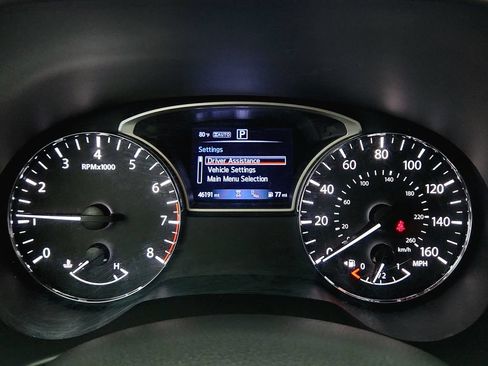 Used 2020 Nissan Pathfinder SL AWD/4WD image 13