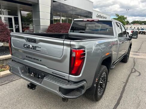 New 2026 GMC Sierra 2500 Denali w/ Denali Reserve Package AWD/4WD image 3
