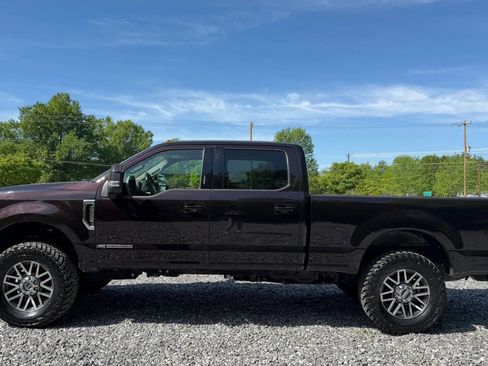 Used 2019 Ford F250 Lariat w/ FX4 Off-Road Package AWD/4WD image 4