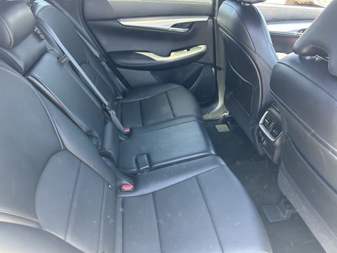 Used 2021 INFINITI QX50 Luxe w/ Appearance Package AWD/4WD image 14