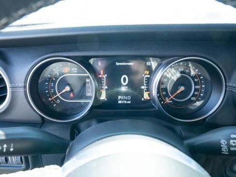 Certified 2022 Jeep Wrangler Unlimited Sahara w/ LED Lighting Group image 17