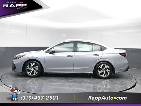 Used 2025 Subaru Legacy Premium image 4