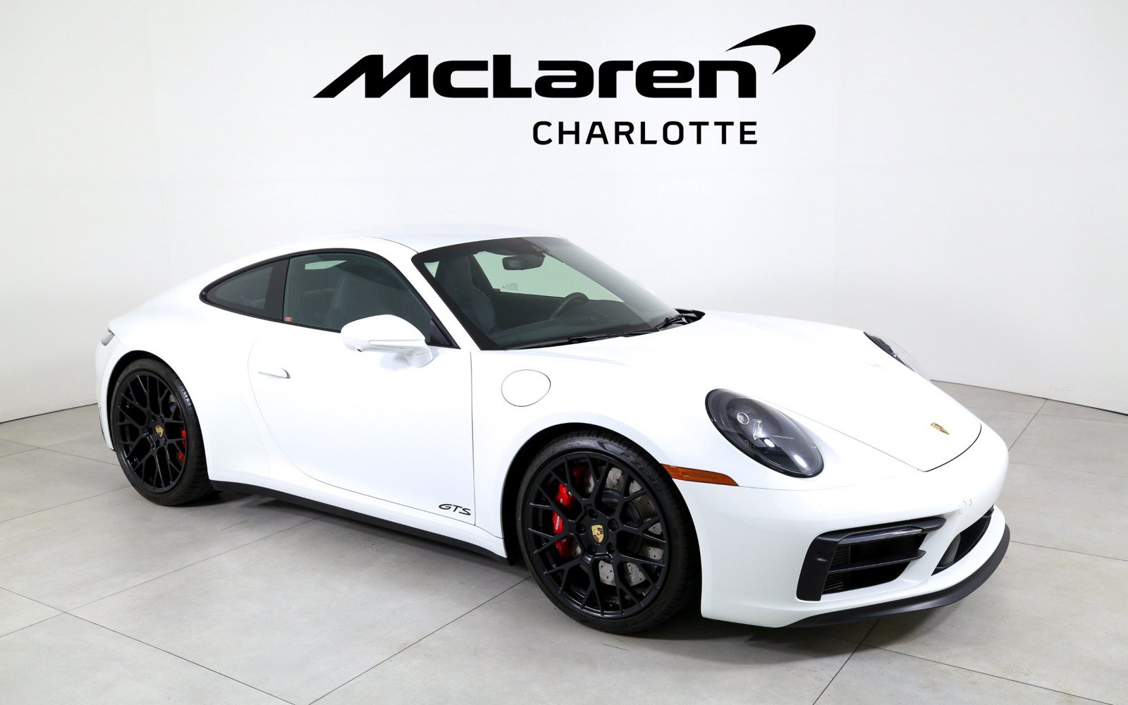 Used 2024 Porsche 911 Carrera GTS RWD image 2