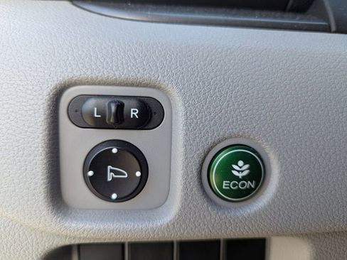 Used 2017 Honda Pilot EX-L image 28