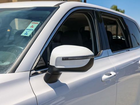 Used 2022 Kia Telluride LX AWD/4WD image 12