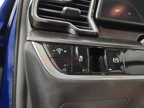 Certified 2024 Kia Sportage EX image 30