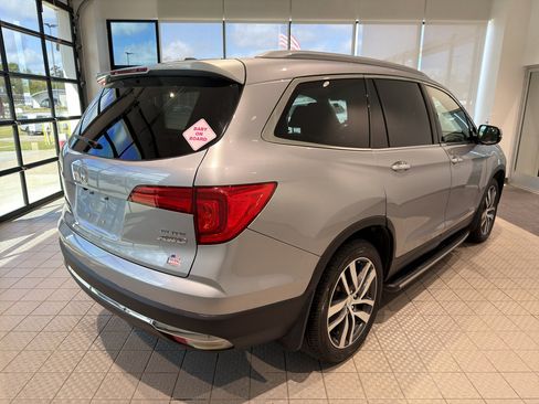 Used 2018 Honda Pilot Elite image 5