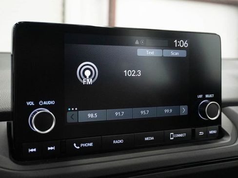 Certified 2025 Honda Accord SE image 22