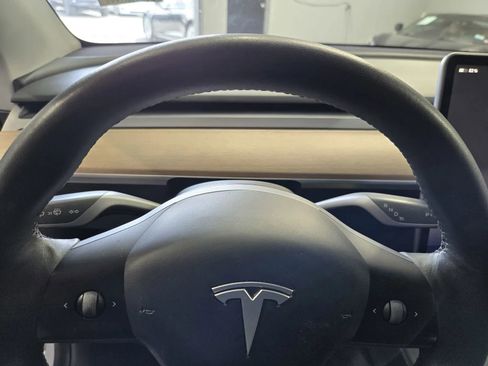 Used 2023 Tesla Model Y Long Range image 15