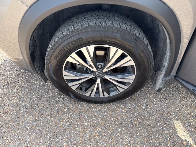 Certified 2023 Nissan Rogue SV AWD/4WD image 11