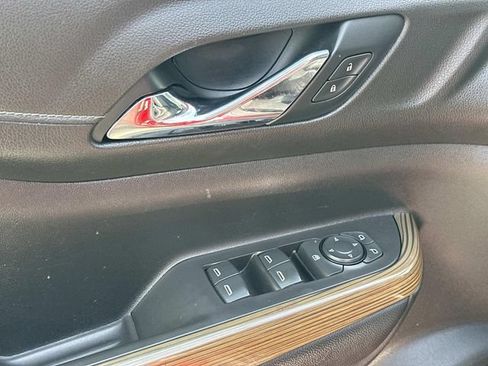 Used 2019 GMC Acadia SLE AWD/4WD image 15