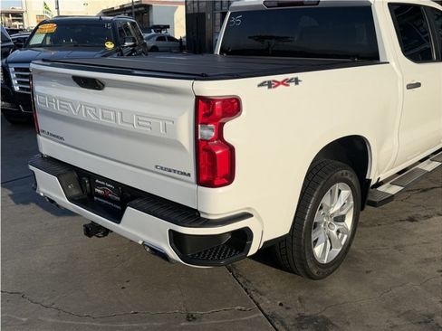 Used 2019 Chevrolet Silverado 1500 Custom w/ Custom Max Trailering Package AWD/4WD image 57