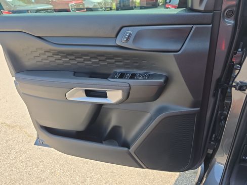 Used 2025 Ford Ranger XLT RWD image 29