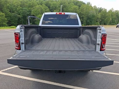 Used 2026 RAM 2500 Big Horn AWD/4WD image 29
