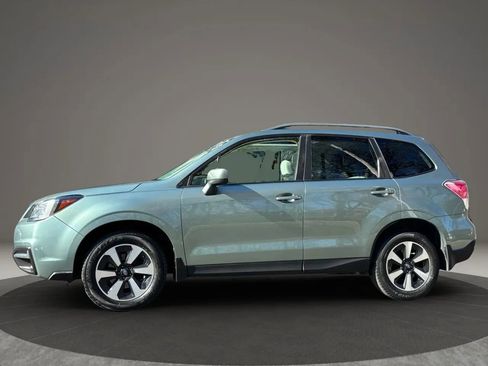 Used 2018 Subaru Forester 2.5i Premium w/ All-Weather Package image 8