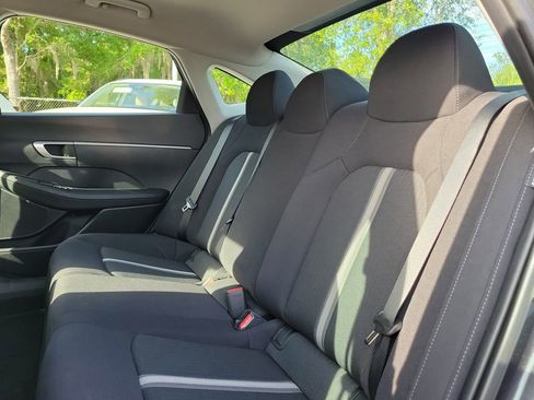 Used 2025 Hyundai Sonata SE FWD image 9