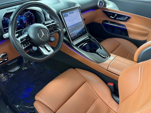Used 2023 Mercedes-Benz SL 55 AMG 4MATIC image 10