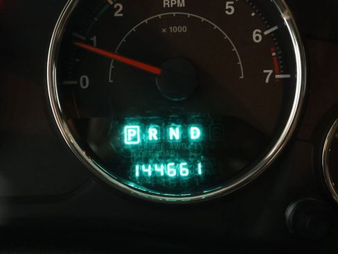 Used 2014 Jeep Wrangler Unlimited Rubicon w/ Connectivity Group image 37