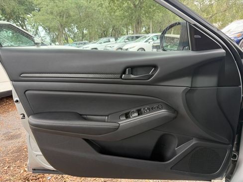 Used 2026 Nissan Altima 2.5 SV FWD image 20