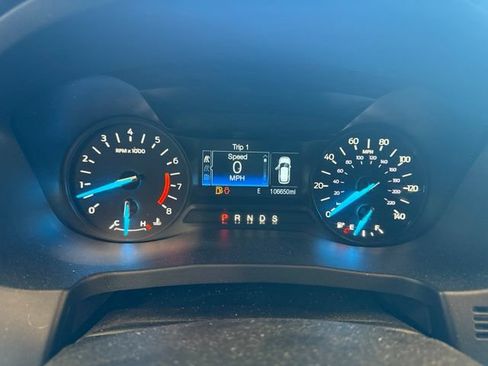 Used 2019 Ford Explorer XLT AWD/4WD image 7