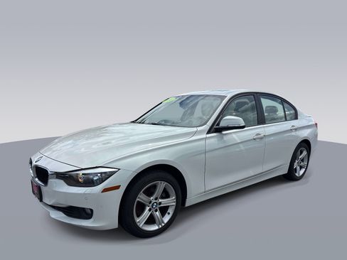 Used 2014 BMW 328i xDrive Sedan AWD/4WD image 6