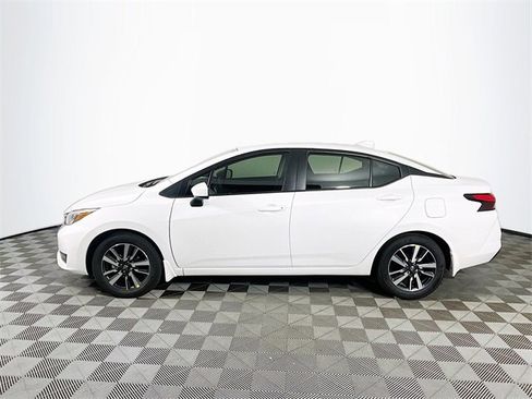New 2025 Nissan Versa SV w/ Trunk Package image 4