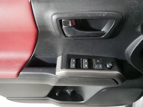 Used 2023 Toyota Tacoma SR5 image 19