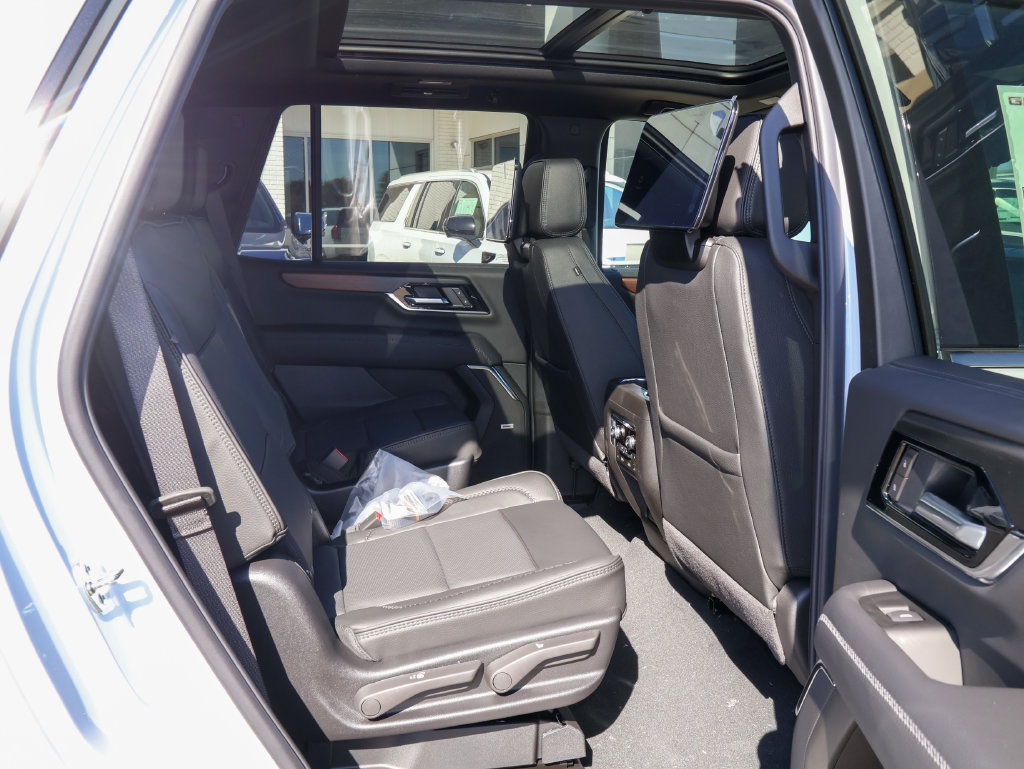 New 2027 GMC Yukon Denali w/ Denali Reserve Package AWD/4WD image 40