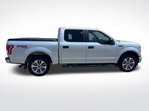 Used 2017 Ford F150 XL w/ Equipment Group 101A Mid AWD/4WD image 9