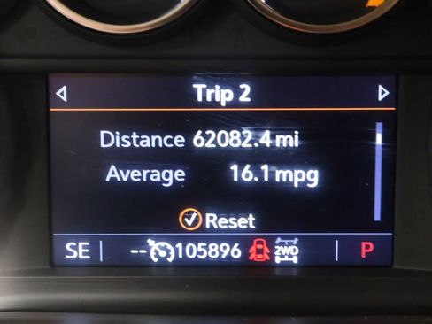 Used 2019 Chevrolet Silverado 1500 LTZ w/ LTZ Convenience Package AWD/4WD image 13