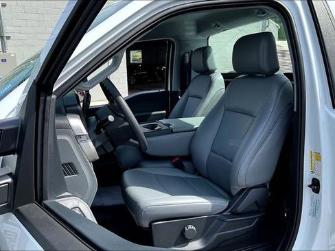 New 2025 Ford F250 XL RWD image 9
