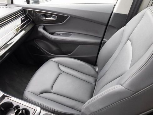 Used 2024 Audi Q7 3.0T Premium Plus image 27