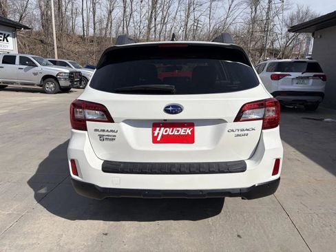 Used 2017 Subaru Outback 3.6R Limited image 7