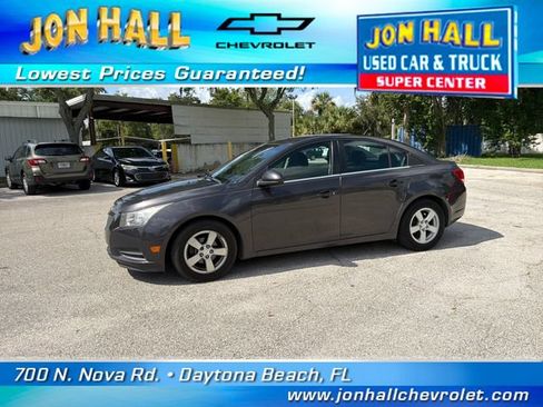 Used 2014 Chevrolet Cruze LT FWD image 3