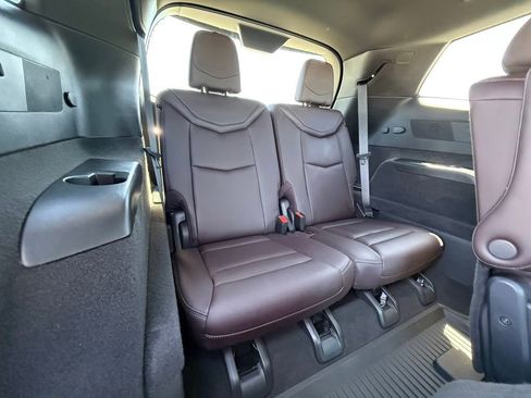 Used 2024 Cadillac XT6 Premium Luxury w/ LPO, Floor Liner Package AWD/4WD image 35