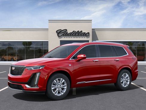 New 2025 Cadillac XT6 Luxury image 2